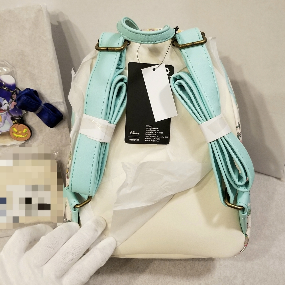 Last 1 ♥️ Loungefly Disney Lilo & Stitch Backpack - Picture 5 of 7